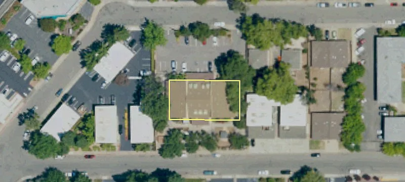 1132 Smith Ln