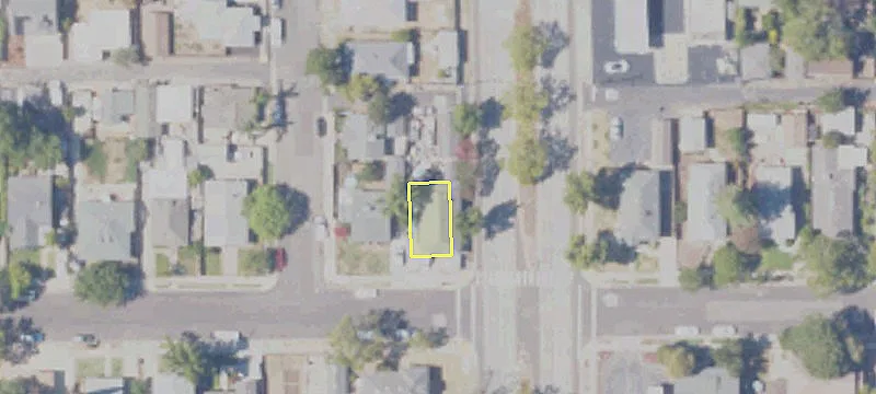 224 Pleasant St