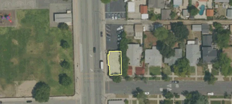 1204 Garey Ave