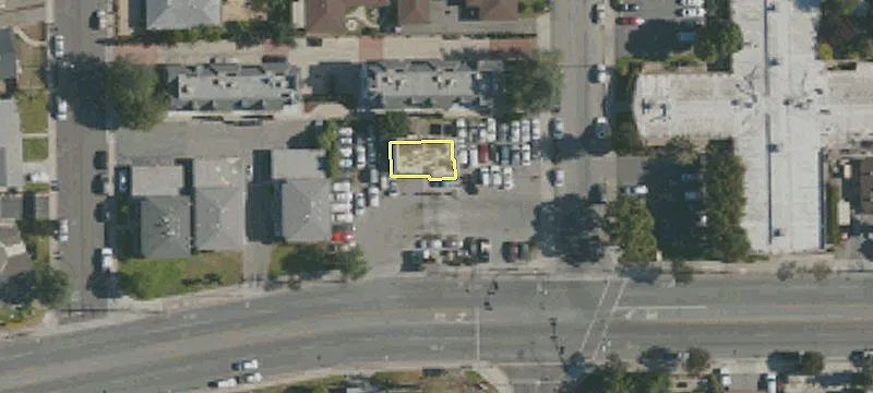 621 Duarte Rd