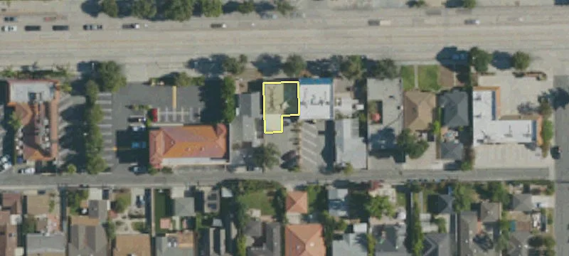 228 Foothill Blvd