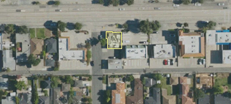300 Foothill Blvd