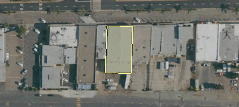 7895 Broadway