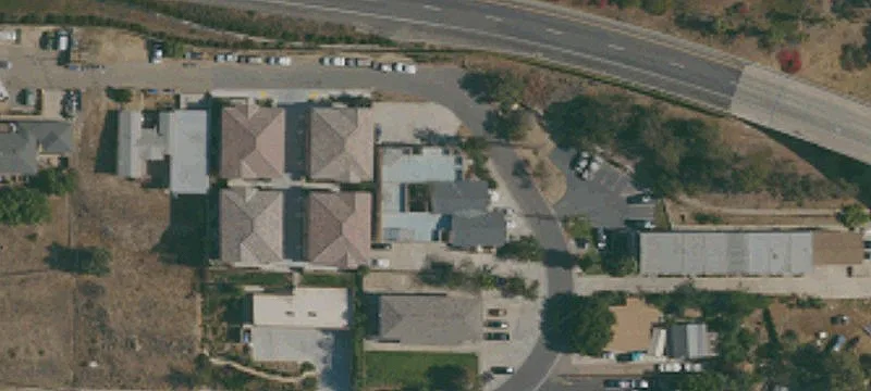 3710 Hilltop Dr
