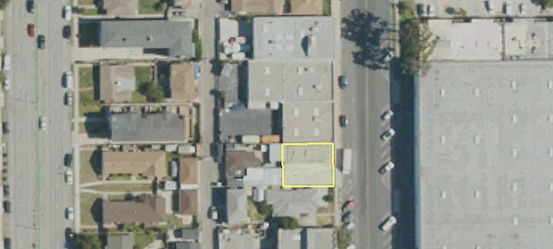 2107 Border Ave