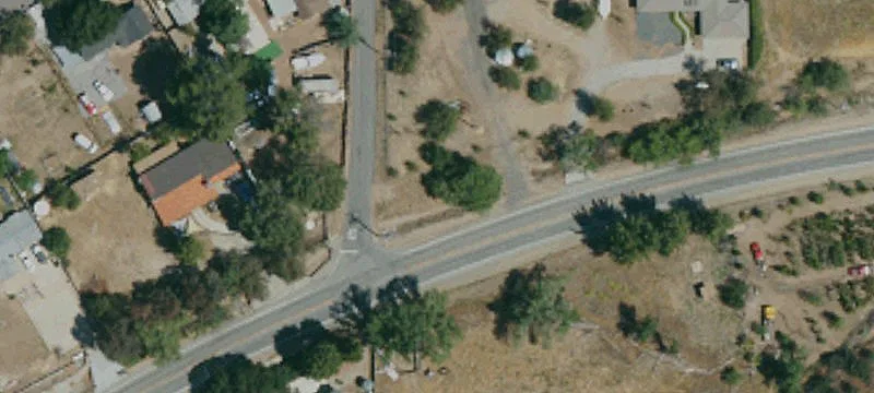 12741 Sierra Hwy