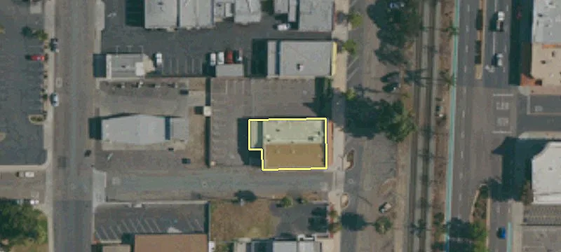 3308 Main St