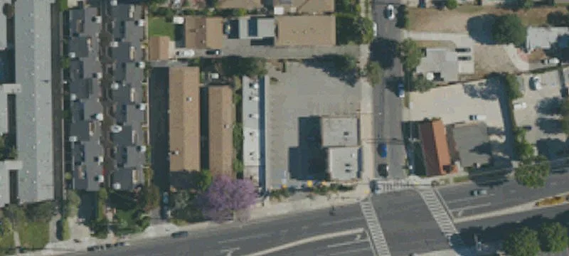 555 Live Oak Ave