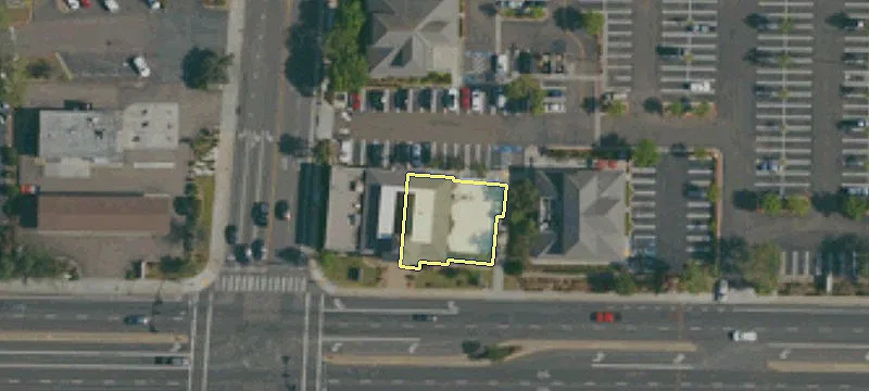 13616 Poway Rd