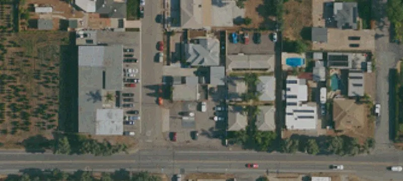 1305 Roxanne Dr