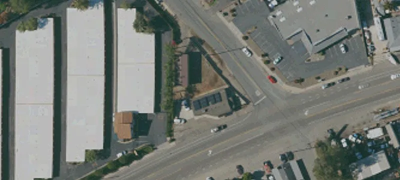 13684 Hwy 8th Business