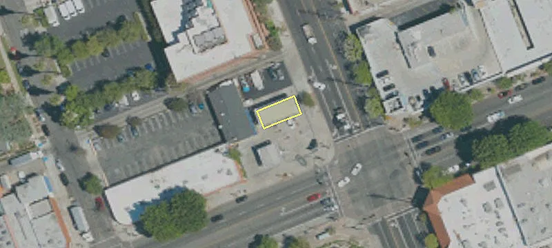 3701 Magnolia Blvd
