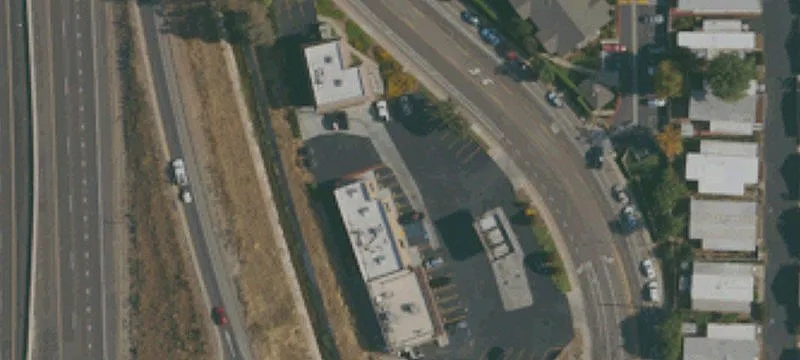 1524 Graves Ave