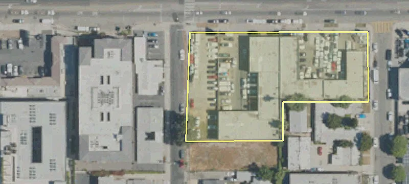 11112 Burbank Blvd