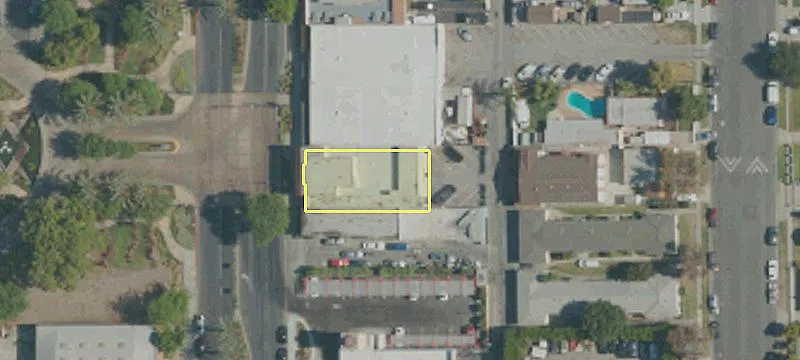 16458 Paramount Blvd