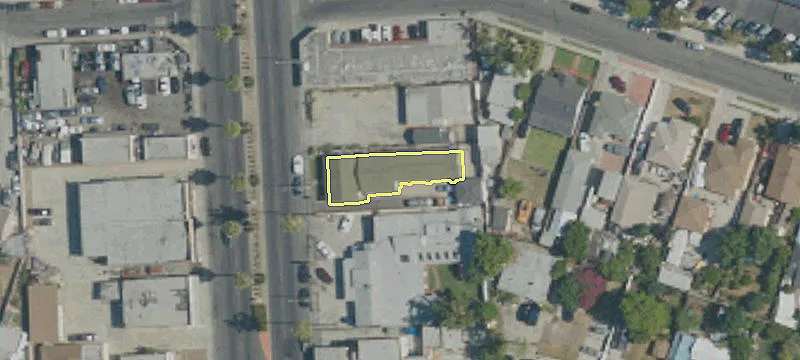 12516 Long Bch Blvd