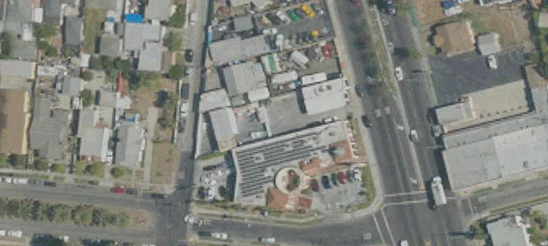11027 Long Bch Blvd