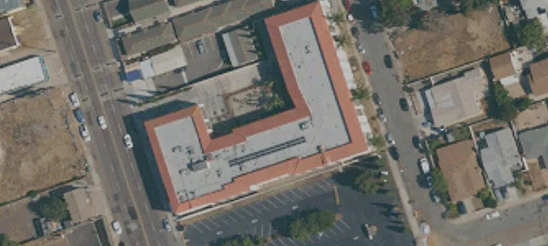 2525 Highland Ave