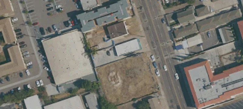 2440 Highland Ave