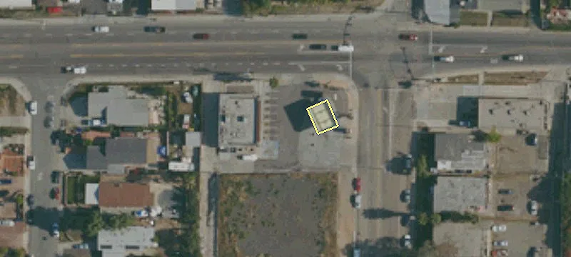 948 Grand Ave
