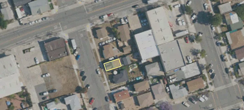 1305 Harding Ave
