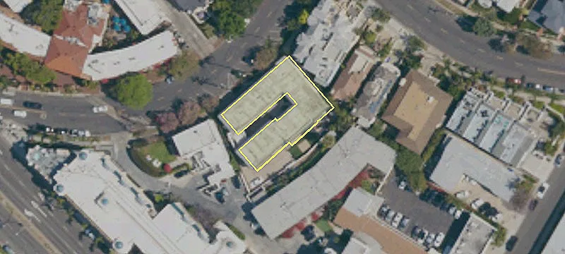 1111 Adella Ave