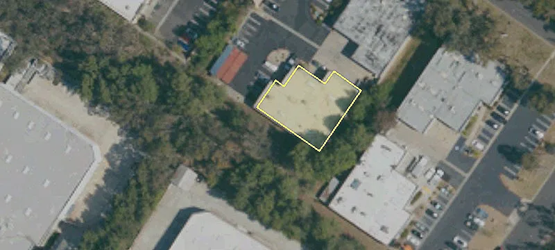 2480 Grand Ave