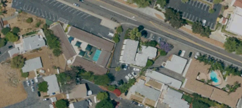 663 Eucalyptus Ave
