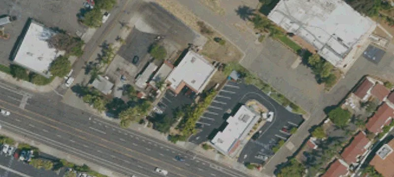 998 Santa Fe Ave