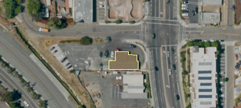 352 Santa Fe Ave