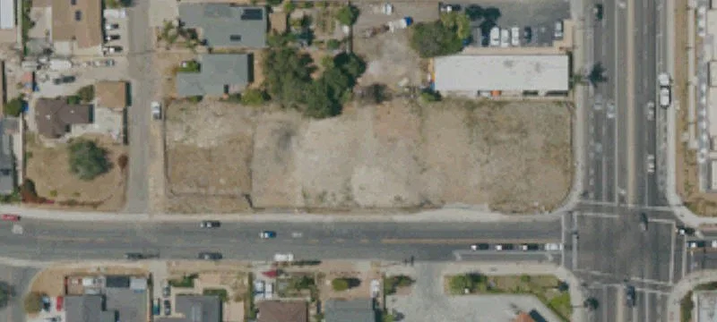 1304 Santa Fe Ave