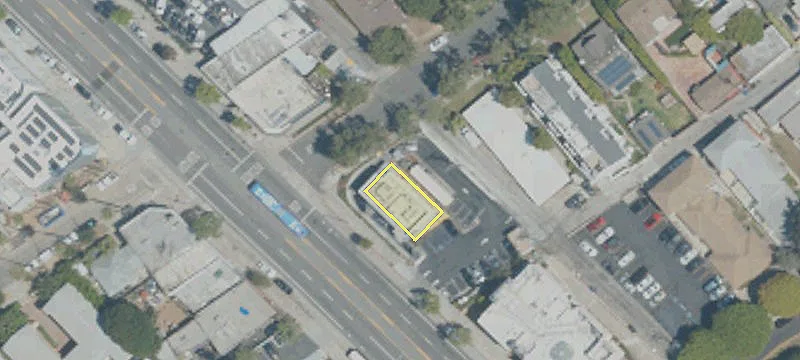 2207 Lincoln Blvd