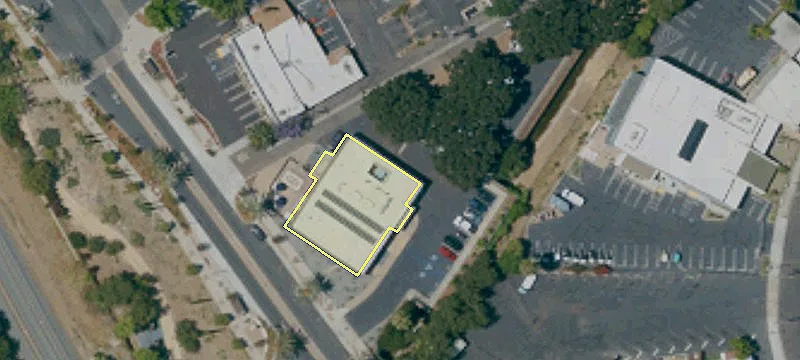 230 Santa Fe Ave
