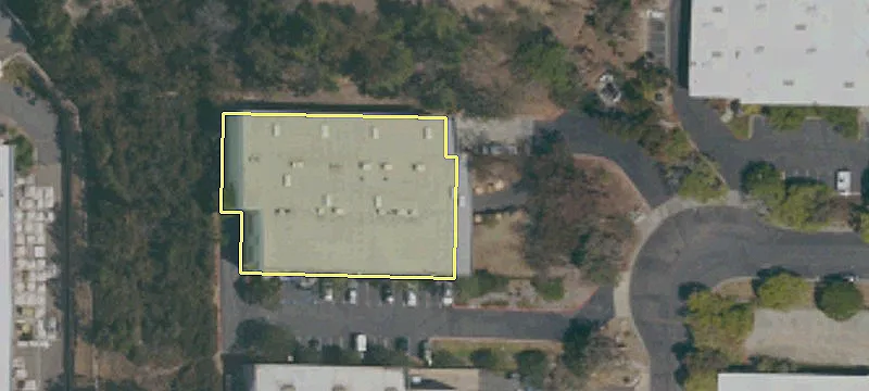1250 Avenida Chelsea