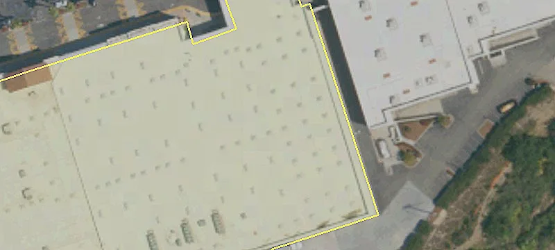 555 Grand Ave