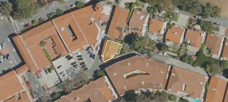 416 Malaga Ln