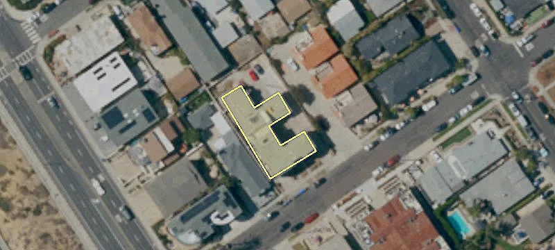 140 Acacia Ave