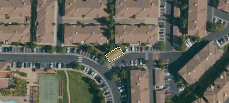 601 Twin Oaks Vly Rd, Unit 51