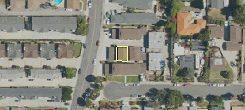 2087 262nd St
