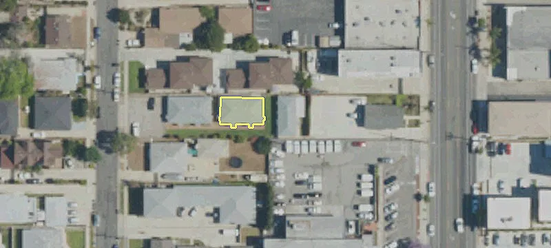 25107 Narbonne Ave
