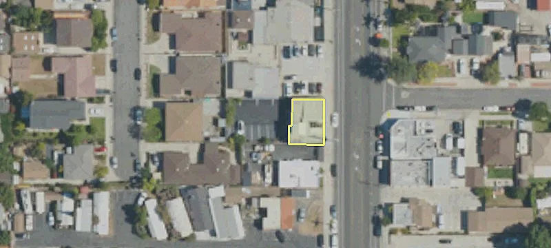 25601 Narbonne Ave