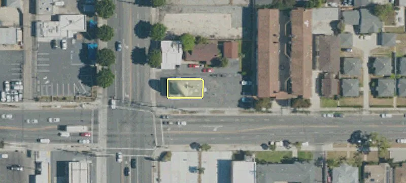 15032 Western Ave