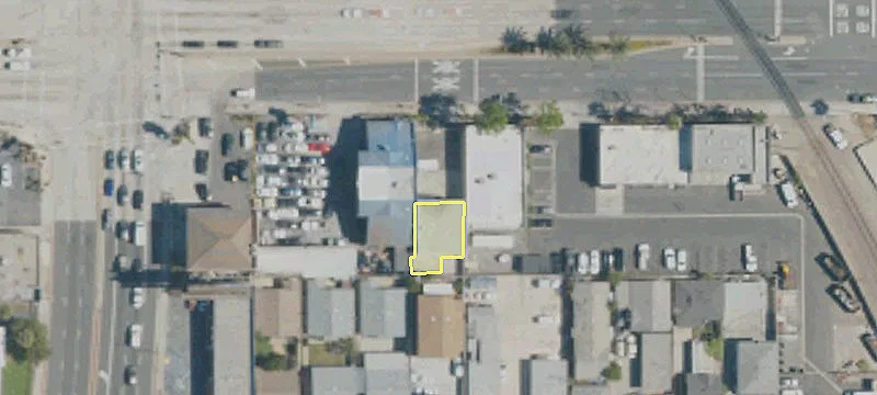 4728 Manhattan Bch Blvd
