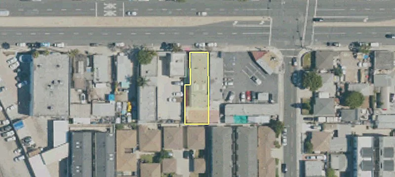 4612 Manhattan Bch Blvd