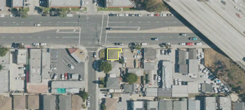 4578 Manhattan Bch Blvd