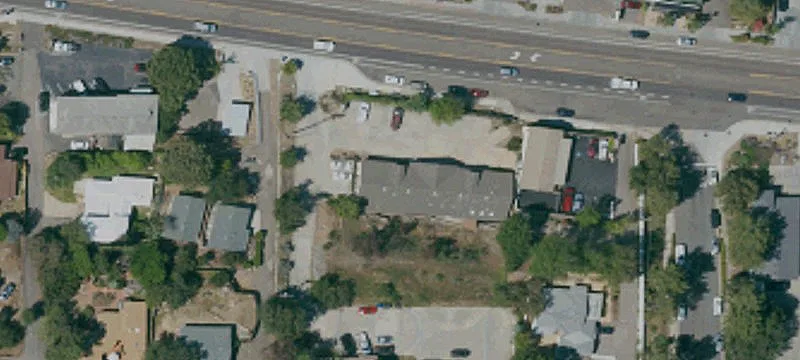 2525 Alpine Blvd