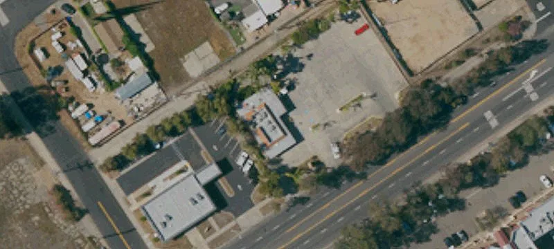 1137 Main St