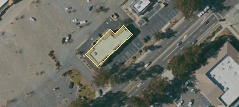 1811 Main St