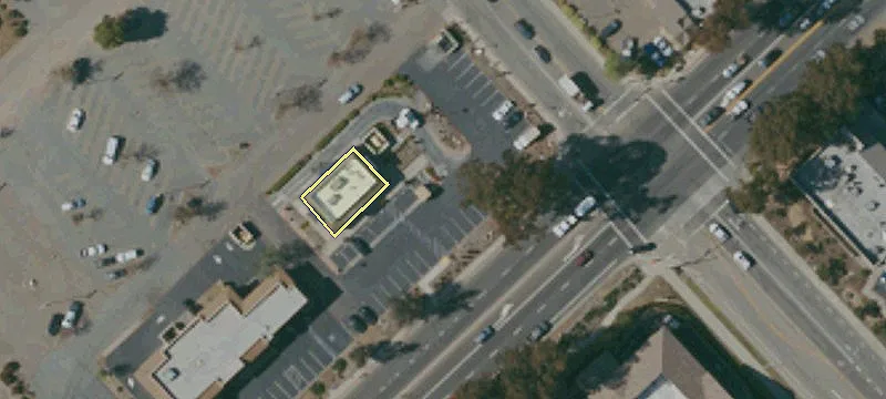 1801 Main St