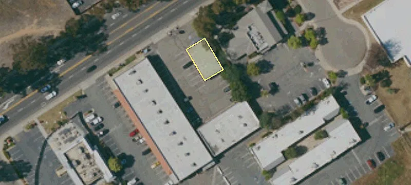 1520 Main St